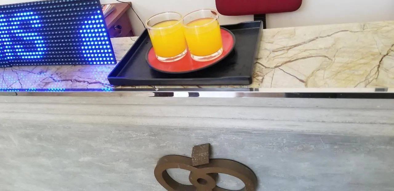 ***  Kings Gate Airport Transit Hotel Katunayake Sri Lanka