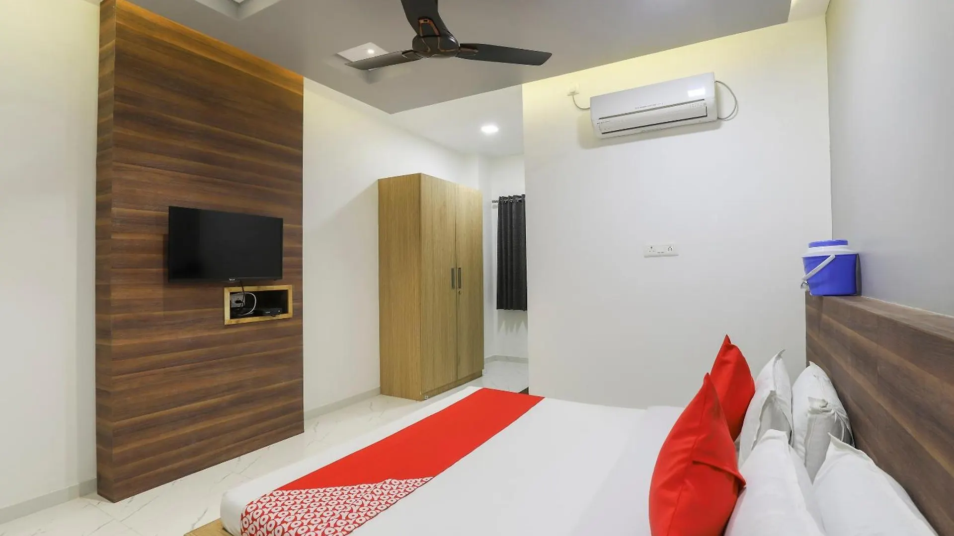 Kings Gate Airport Transit Hotel Katunayake